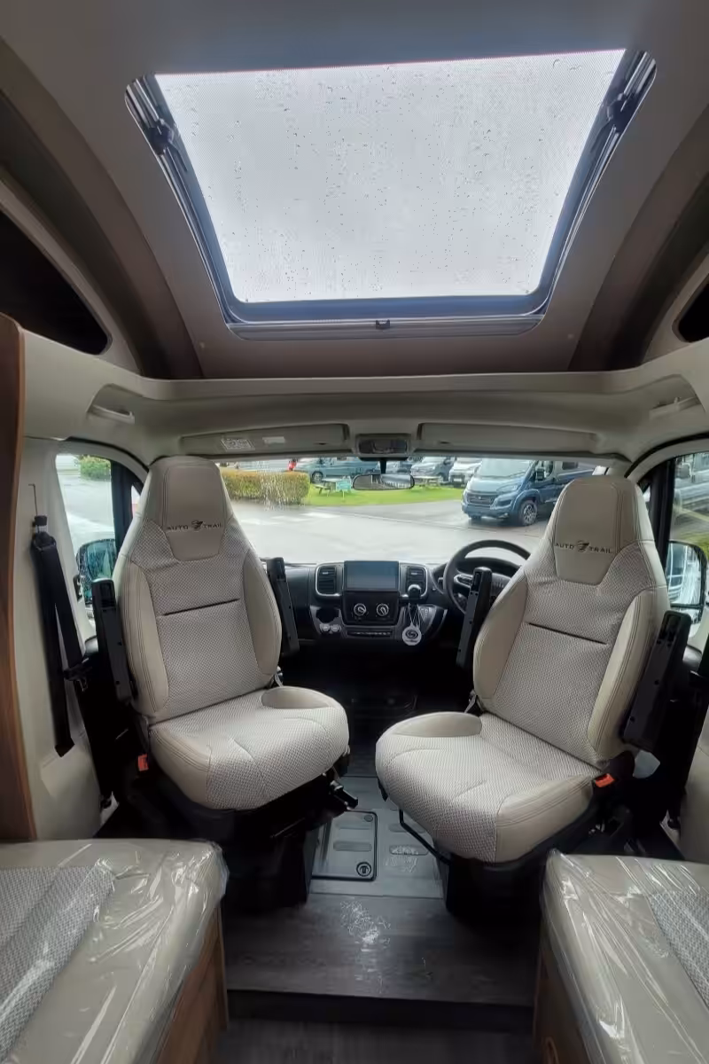 76B0AA 09 Autotrail Imala730 SMC11516