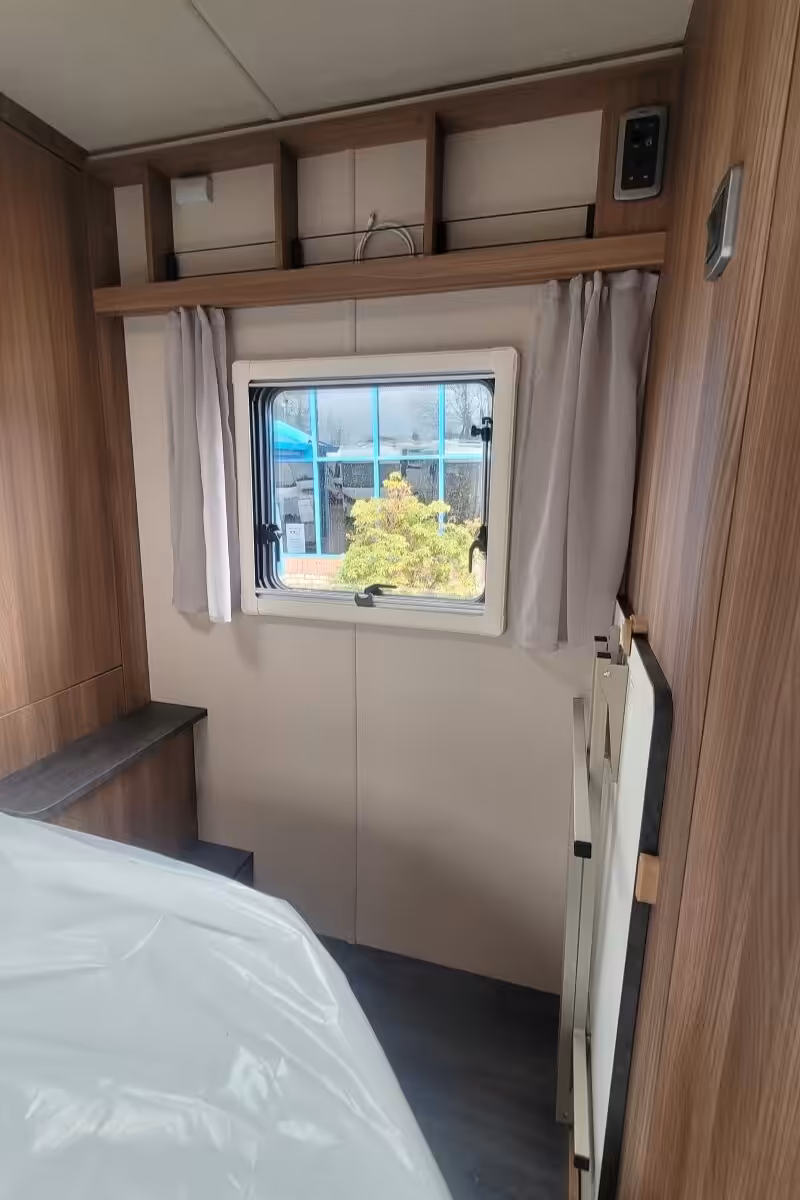 76B0AA 25 Autotrail Imala730 SMC11516