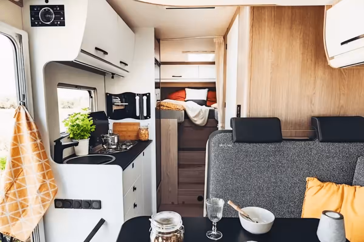 Burstner Lyseo Time Skyline Interior